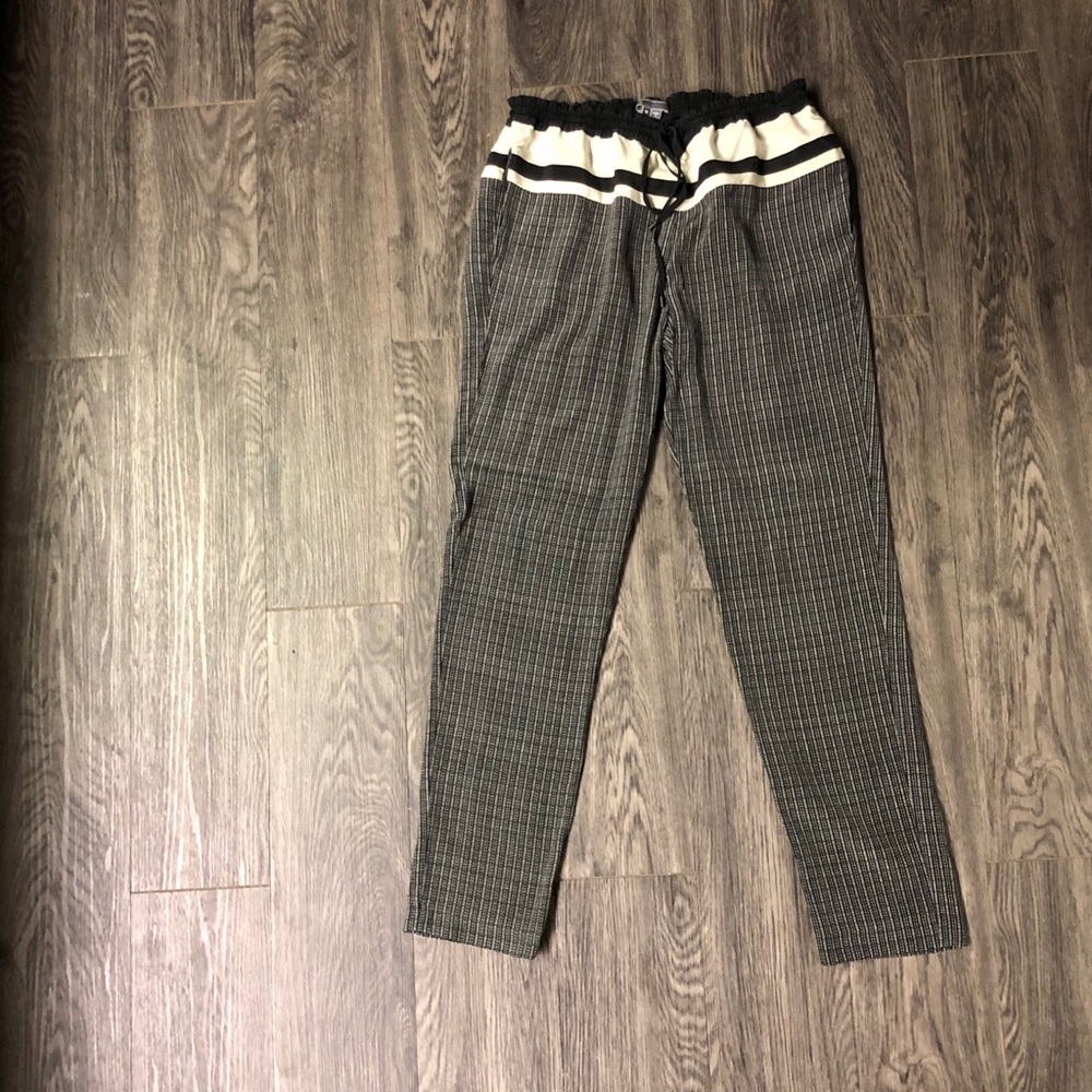 Vince Silk Drawstring Pant - Picture 3 of 6